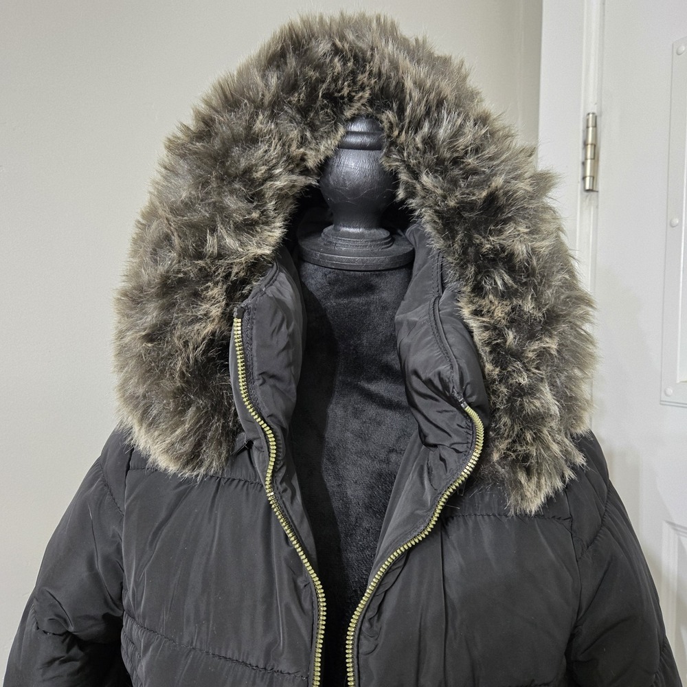 YMI Polyfill Puffer Jacket with Faux Fur Trim Hood and Pop Zippers M Style J1538 - Picture 3 of 16